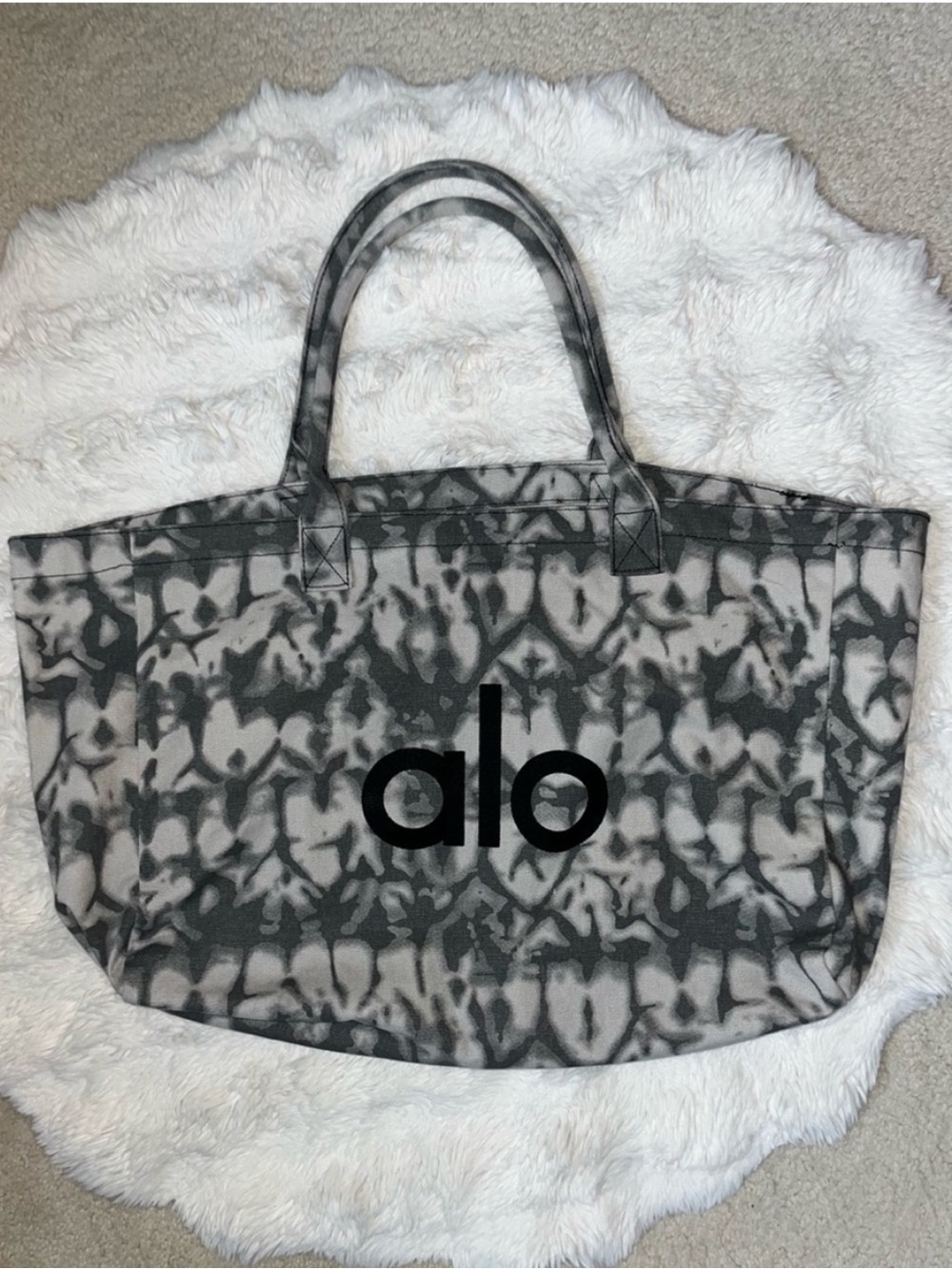 ✨ALO Yoga Grey Tie-Dye Canvas Shopper Tote Bag 🌫️ - Discontinued / Rare